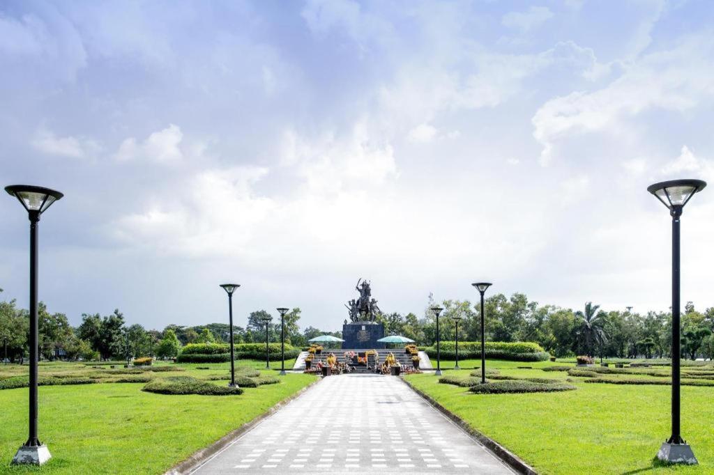Chanthaburi Center Luaran gambar