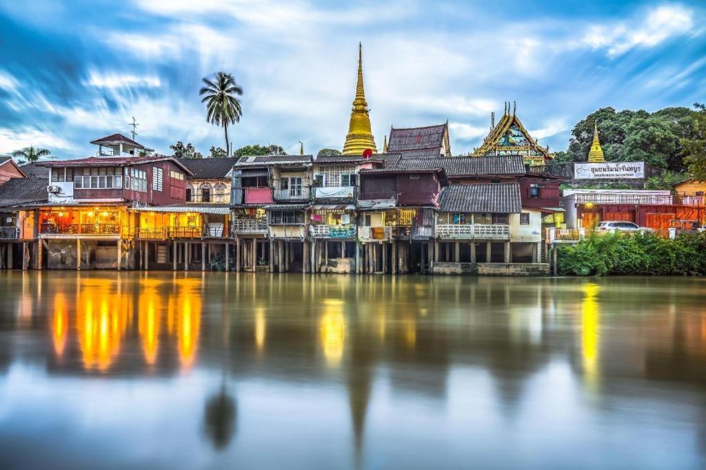 Chanthaburi Center Luaran gambar